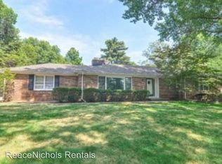 9409 Belinder Rd, Leawood, KS 66206