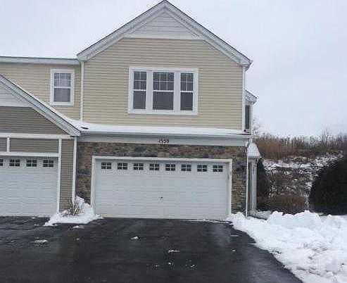1559 Glacier front