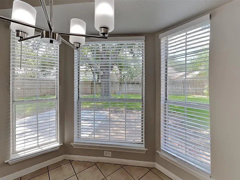 1211 Atlanta Dr — Photo 11