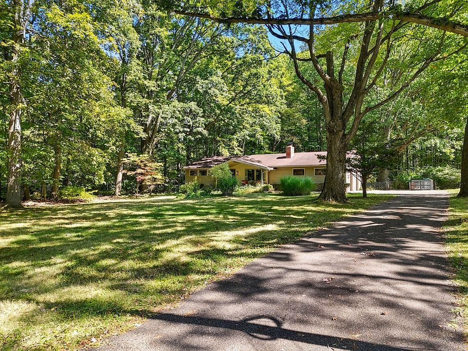1st image of 62 W Belmeadow Ln