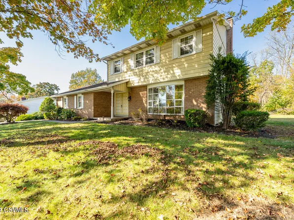 6965 Woodside Ln, Bloomsburg, PA 17815