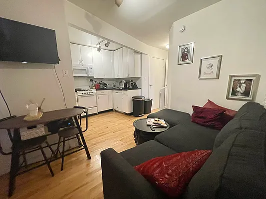 Rented by The Downtown LLC | media 4