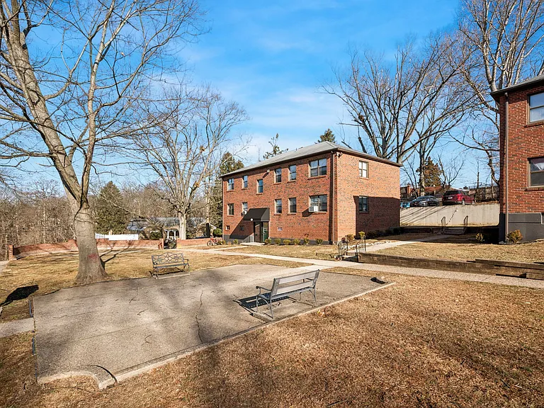 121 Forest Ave #2A — Photo 7