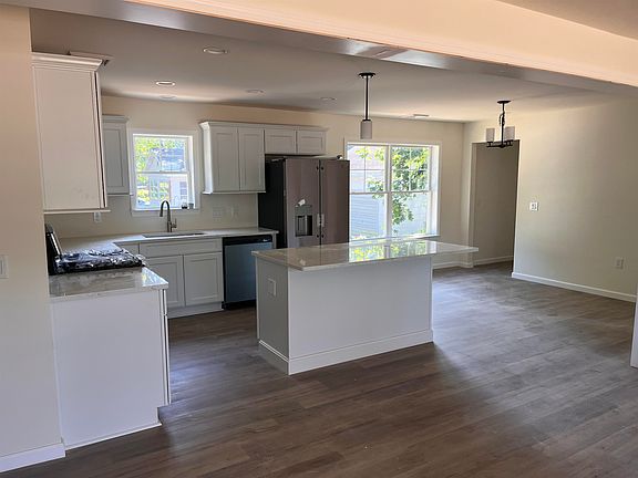 3rd image of 256 Woodbine Ocean View Rd