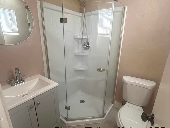 5th image of 2109 Pacific St APT B