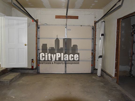 5th image of 3202 N Arlington Ave