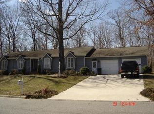 424 Norwood Dr, Colonial Heights, VA 23834