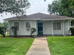 3734 Yosemite St, Houston, TX 77021
