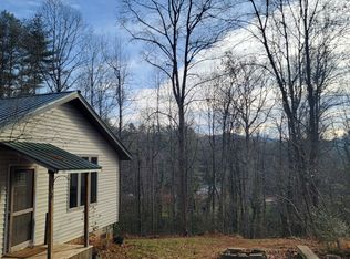 17 McGee Hill Rd, Fairview, NC 28730