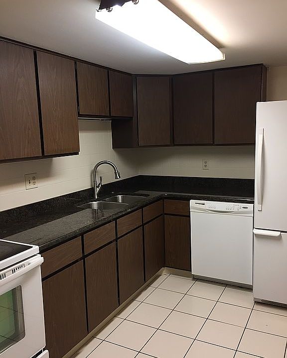 161 E Queenwood Rd APT B2, Morton, IL 61550 Zillow