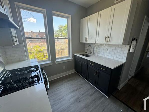 700 Chancellor Ave APT 202