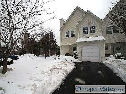 1st image of 81 Erik Dr