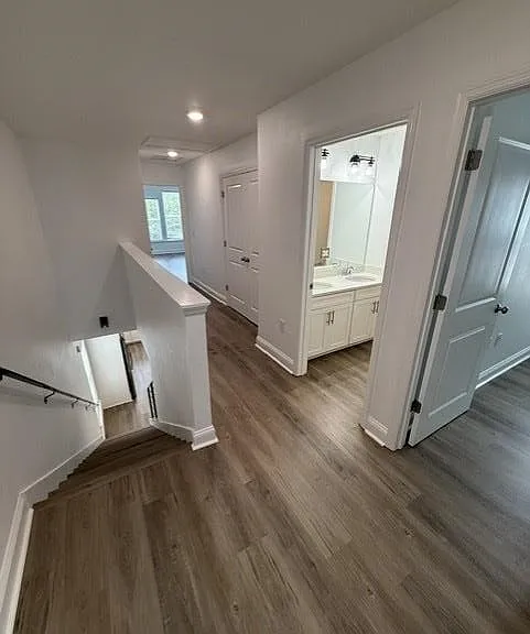 438 Grand Oaks Rd — Photo 8
