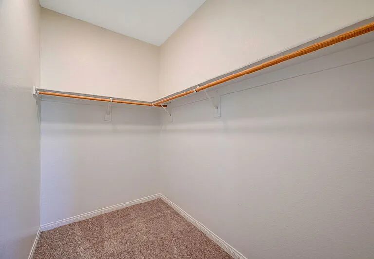 9152 Kentwell Ave — Photo 37