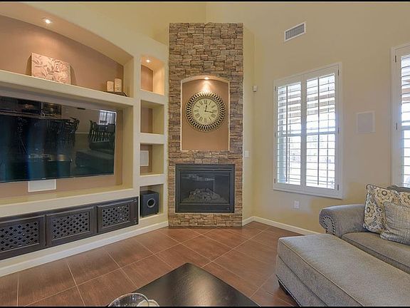 4th image of 4240 Camelot Heights Dr