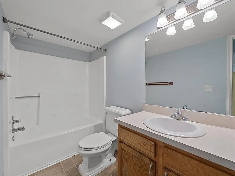 101 Fieldcrest St — Photo 17