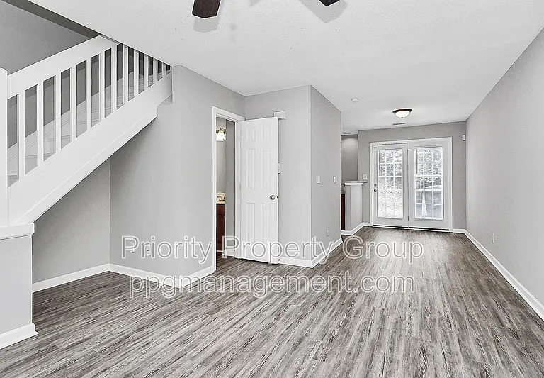 9365 Glenwater Dr #1 — Photo 4