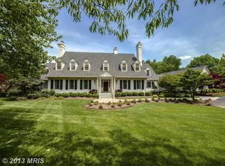 10701 Alloway Dr, Rockville, MD 20854