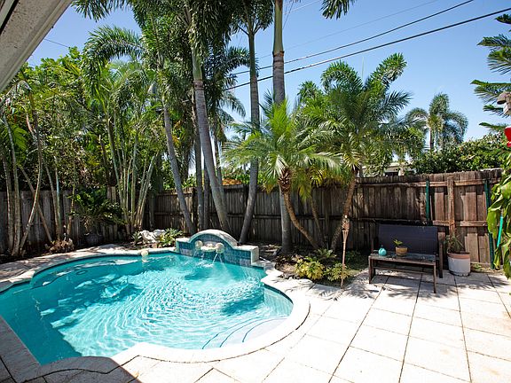 4th image of 225 NW 23 Street #1 - 4