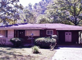 7031 Zebulon Hwy, Pikeville, KY 41501