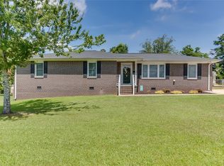 8 Pine Tree Dr, Honea Path, SC 29654