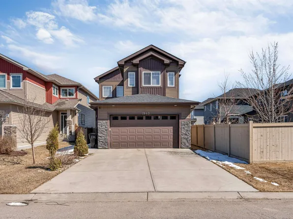 1943 Adamson Ter SW, Edmonton, AB T6W 2N7