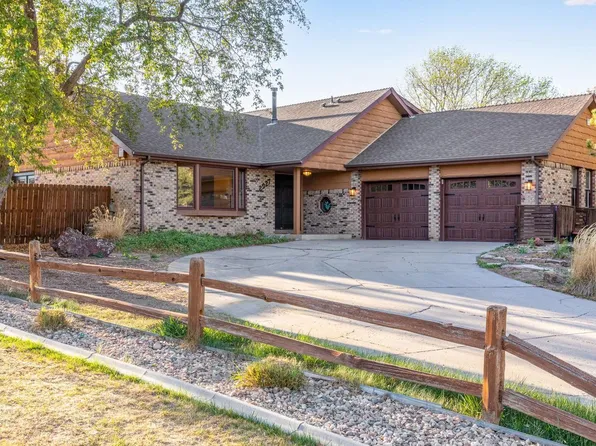 2927 Hiawatha Dr, Loveland, CO 80538