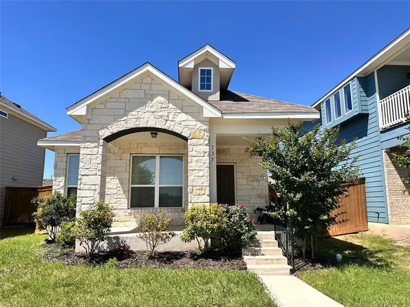 137 Rustic Glen Dr, San Marcos, TX 78666