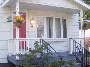 907 Miller St, Marinette, WI 54143