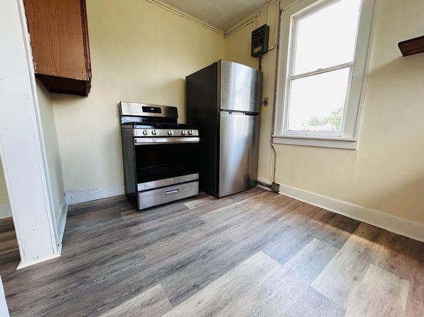 619 Baker St #2