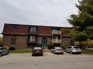1211 48th Ave APT 36, East Moline, IL 61244