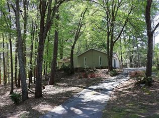 785 Hickory Ridge Rd, Lilburn, GA 30047