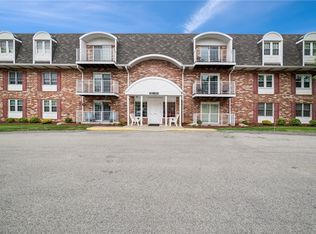 613 Clubhouse Dr, Washington, PA 15301