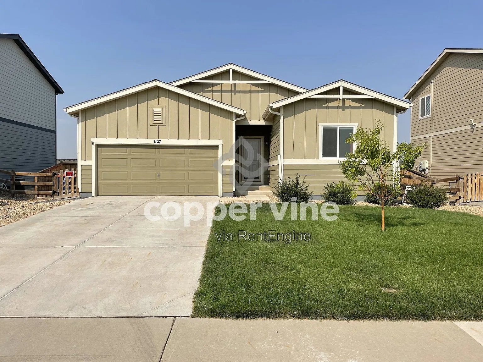3 bed, 2.0 bath, 1627 sqft, $2,645 — Photo 1