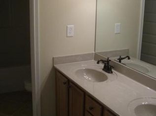 196 Abbey Rd, Versailles, KY 40383