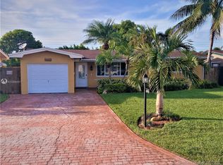 8471 NW 15th St, Hollywood, FL 33024