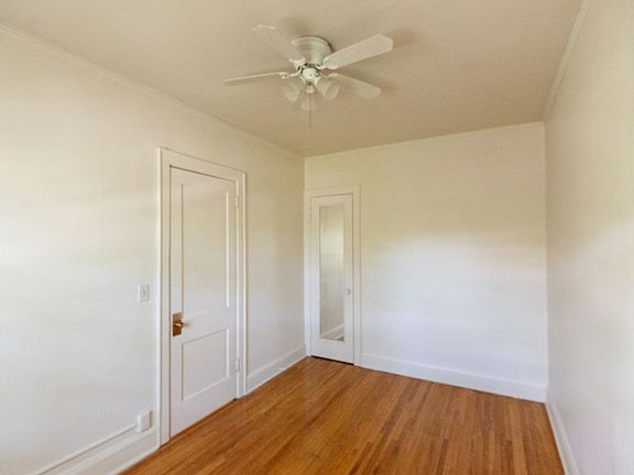 4th image of 3418 Emerson Ave S #204