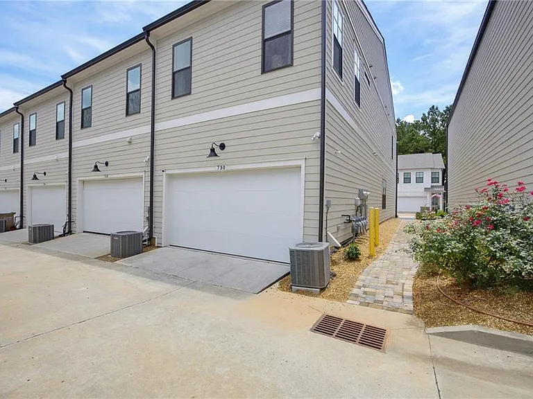 730 Stickley Oak Way — Photo 31