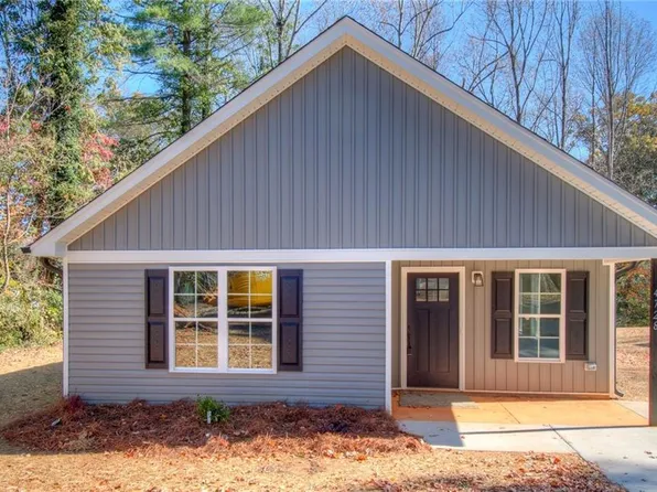 4728 Wait Rd, Winston Salem, NC 27106