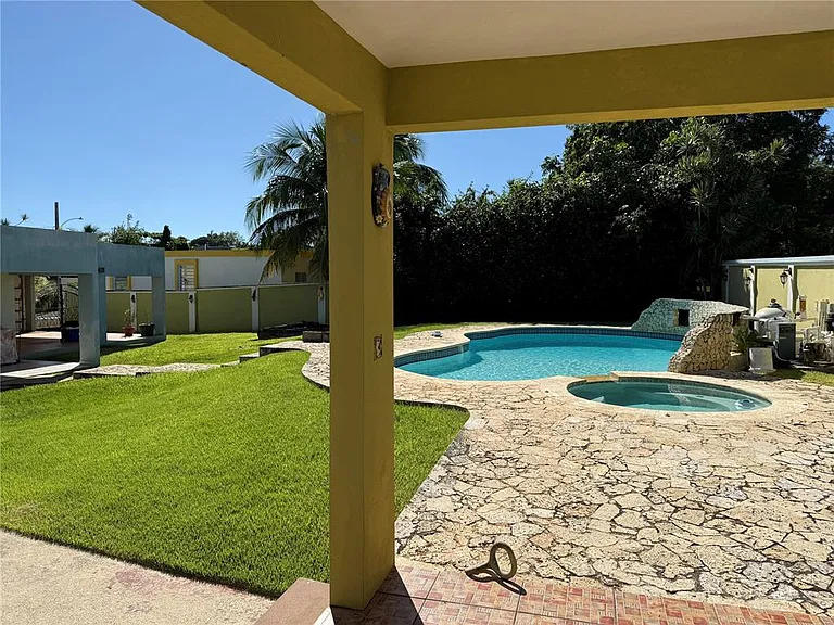 Carr. 474 Barrio Manzano — Photo 30
