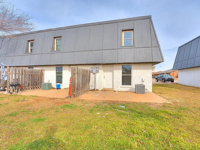 174 Clay Dr #160 — Photo 17