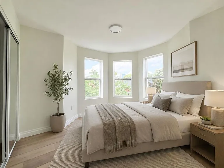706 Marentette Ave #2 — Photo 7