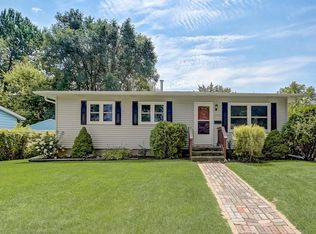 1901 Shelley Ln, Madison, WI 53704