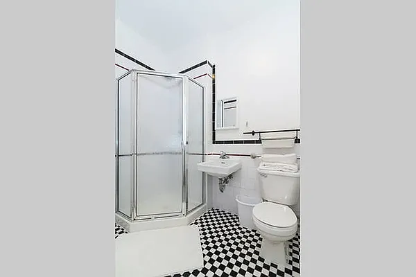 Rented by Dream Space Realty | media 5