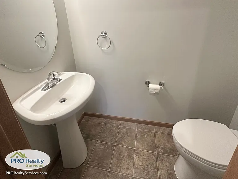 17190 Monroe St NW — Photo 6