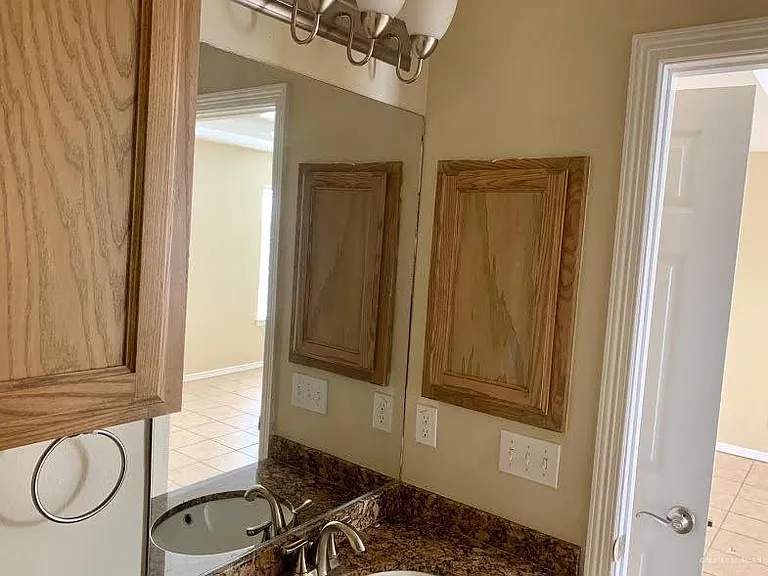 1509 Phoenix St — Photo 14