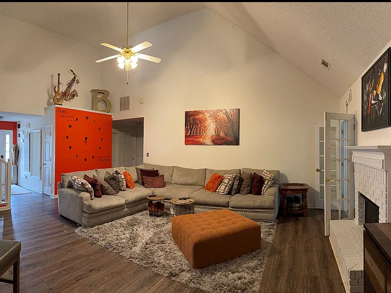 1081 Maria Dr #A — Photo 10