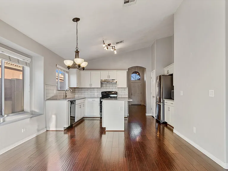 5912 S Brittany Ln — Photo 11