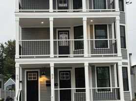 95 Grant St, Framingham, MA