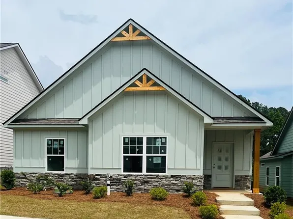 313 Creek Wood Park Dr, Ball Ground, GA 30107